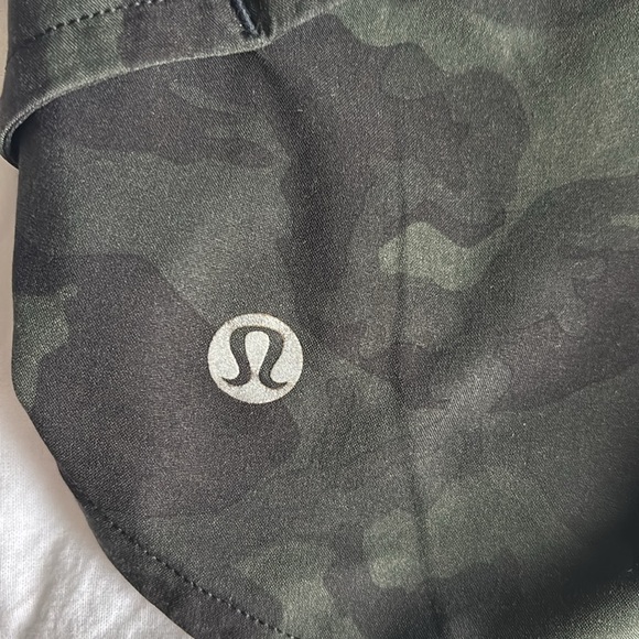 Lululemon shorts - Picture 2 of 3